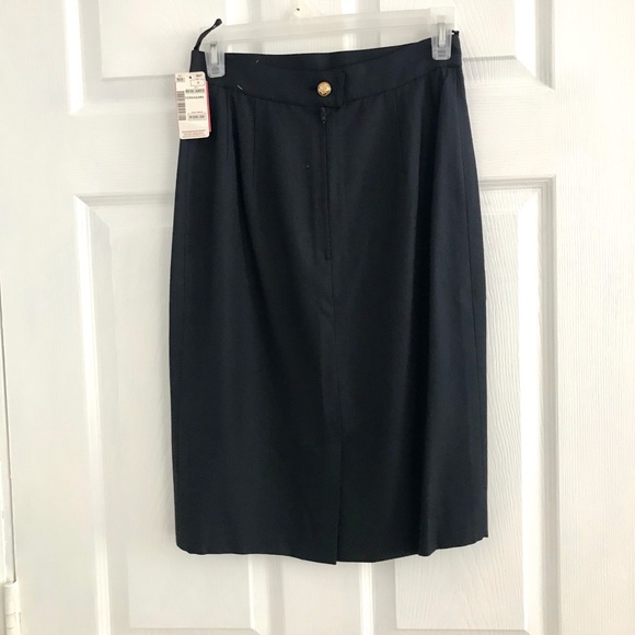 NWT Salvatore Ferragamo skirt - Picture 4 of 10